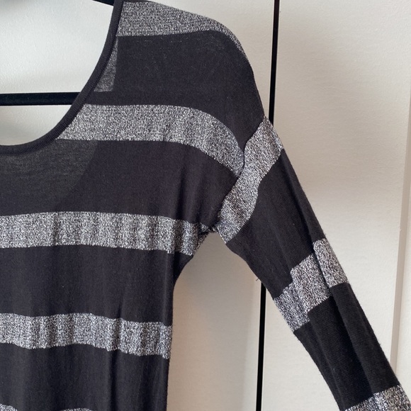✨ANY 2 FOR 15 ANY 3 FOR 20✨- Long Sleeve Black and Silver Striped Knit Dress - Picture 4 of 8